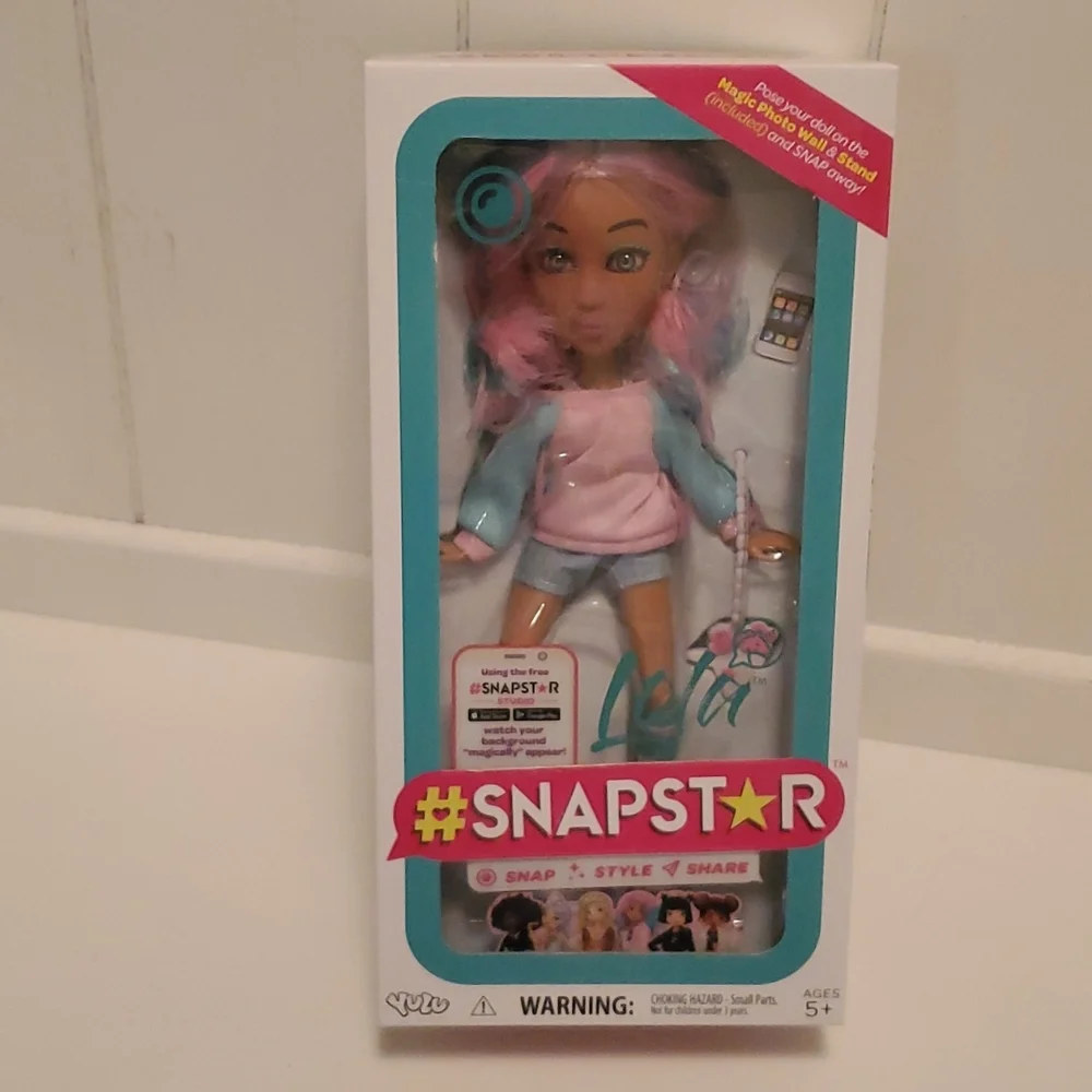 Toy - Picture 2 of 5